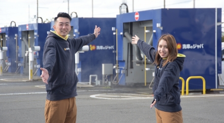 スペース広々で隣を気にせずのびのび洗車